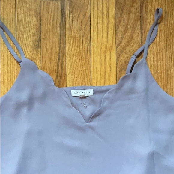 Tank with scalloped neckline - Picture 3 of 3